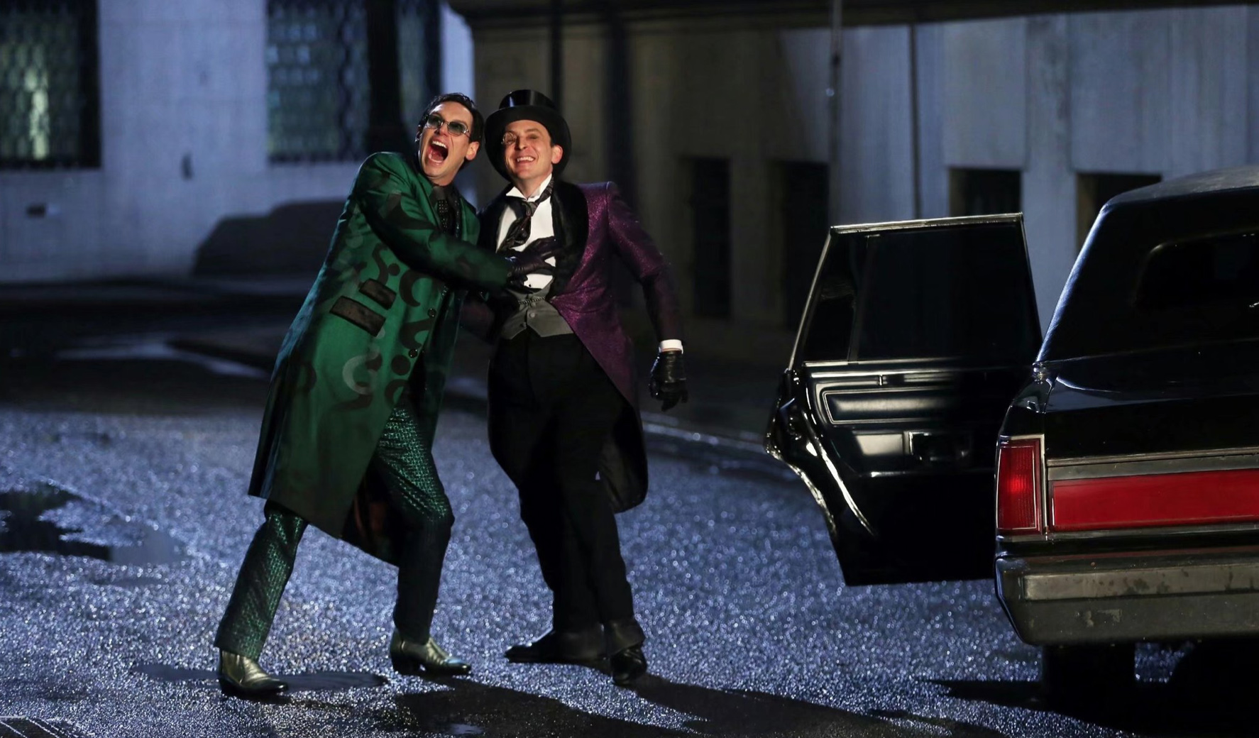Updated Video Added Leaked Gotham Images Reveal Final Form Of Riddler And Penguin And They